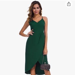 Forest green v-neck dress size small